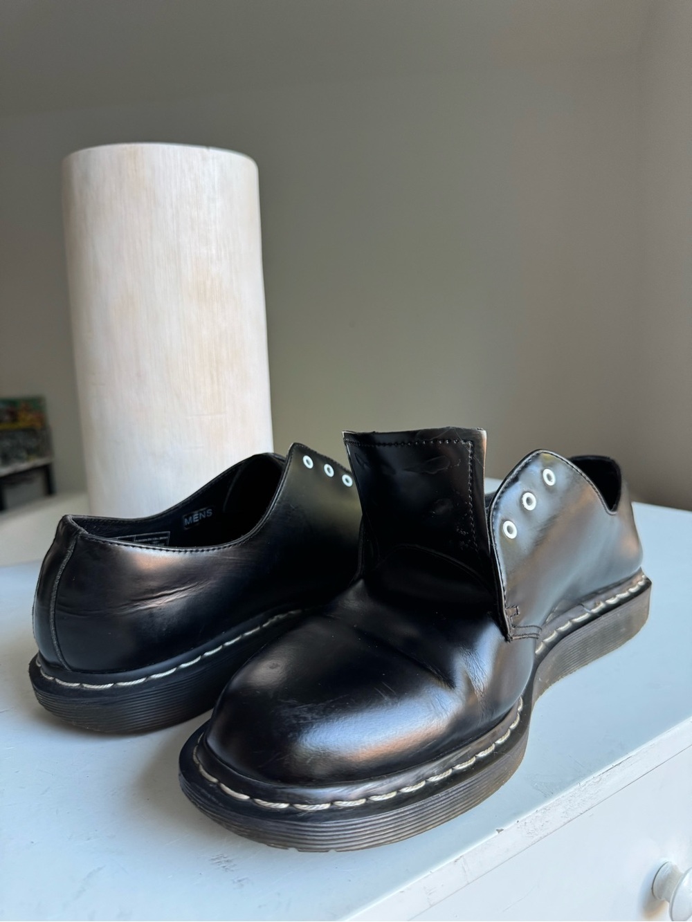 Dr. Martens Black Leather White Stitch Shoes – Men’s US 13